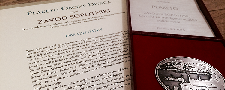 zavod-sopotniki-zavod-sopotniki-prejel-plaketo-obcine-divaca