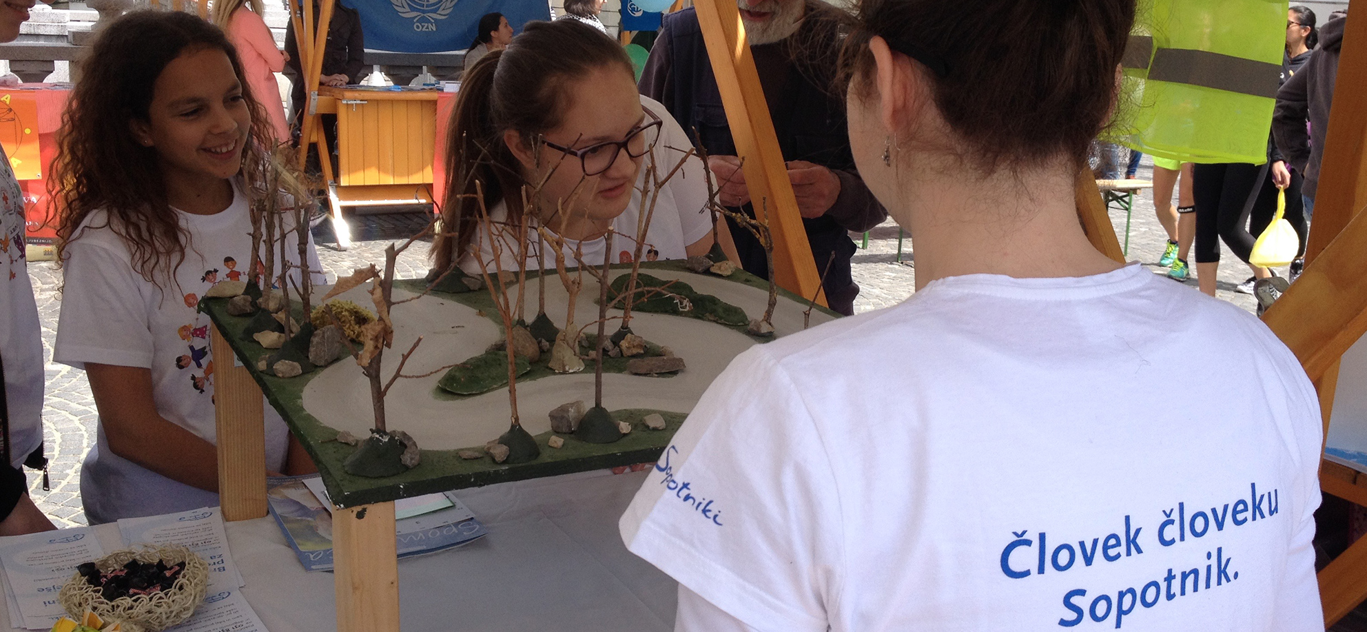 zavod-sopotniki-veseli-dan-prostovoljstva-2016