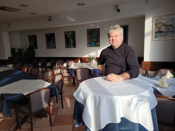 Zakaj sem Človek Človeku Sopotnik